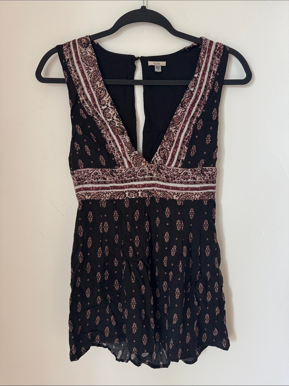 Ecoté Urban Outfitters Black Boho Paisley Print Sleeveless Rayon Romper Women 4